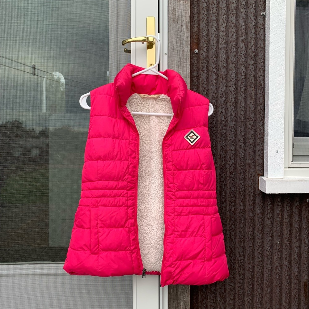 Small Hollister Vest